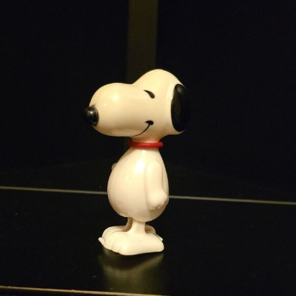 Vintage Peanuts Wind Up Snoopy Figure From 1960's Made In Japan. Still Works! - Picture 1 of 4